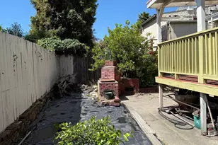 663 25th St, Oakland, CA 94612 - Photo 39