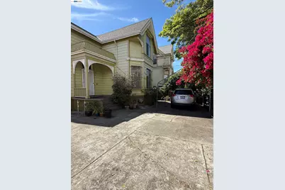 663 25th Street, Oakland, CA 94612 - Photo 1
