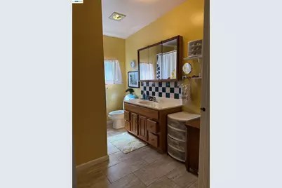663 25th Street, Oakland, CA 94612 - Photo 23