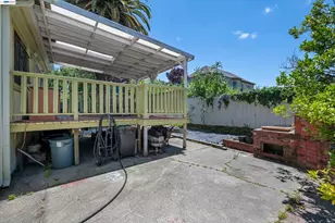 663 25th St, Oakland, CA 94612 - Photo 39