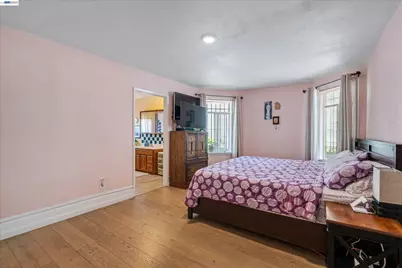 663 25th Street, Oakland, CA 94612 - Photo 17