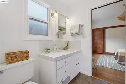 3246 Garfield Ave, Alameda, CA 94501 - Photo 29