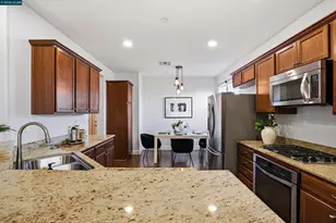 527 Falling Star Dr, Martinez, CA 94553 - Photo 11