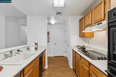 1840 Tice Creek #2217, Walnut Creek, CA 94595 - Photo 5