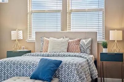 6403 Blue Rock Ct, Oakland, CA 94605 - Photo 27