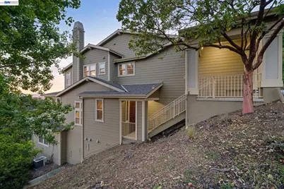 6403 Blue Rock Ct, Oakland, CA 94605 - Photo 37