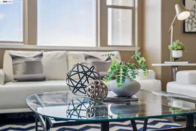 6403 Blue Rock Ct, Oakland, CA 94605 - Photo 11