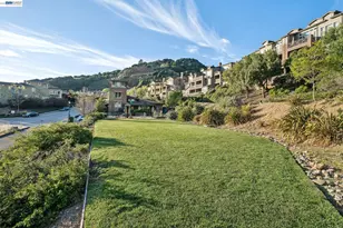 6403 Blue Rock Ct, Oakland, CA 94605 - Photo 35