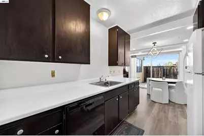 355 Parkview Terrace #B9, Vallejo, CA 94589 - Photo 15