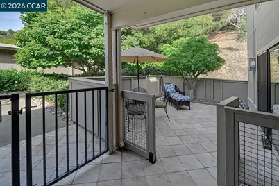 2017 Oakmont Way #2, Walnut Creek, CA 94595 - Photo 5