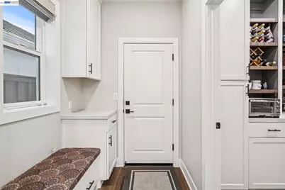 2827 Irish Meadow Way, Lathrop, CA 95330 - Photo 19