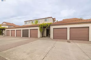 21103 Gary, Castro Valley, CA 94546 - Photo 3