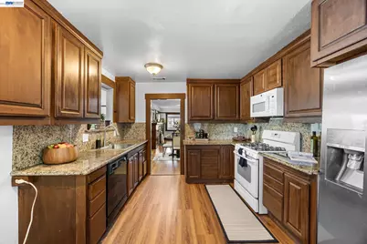 18286 Meekland Ave, Hayward, CA 94541 - Photo 19