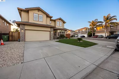 1263 Plaza Ct, Tracy, CA 95377 - Photo 3