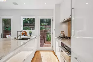 2306 Ivy Dr, Oakland, CA 94606 - Photo 21