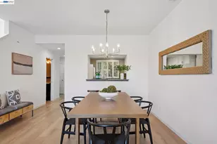 6 Invincible Ct, Alameda, CA 94501 - Photo 13