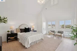 6 Invincible Ct, Alameda, CA 94501 - Photo 37