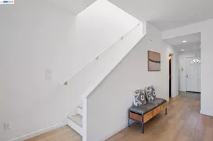 6 Invincible Ct, Alameda, CA 94501 - Photo 35