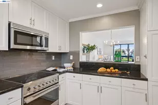 6 Invincible Ct, Alameda, CA 94501 - Photo 31