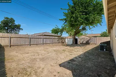 7107 Paladin Way, Rio Linda, CA 95673 - Photo 15