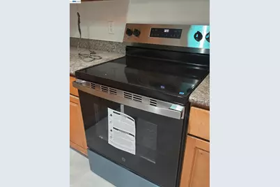 415 Foothill Blvd, Oakland, CA 94606 - Photo 9