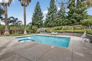 20044 Shadow Creek Cir, Castro Valley, CA 94552 - Photo 43