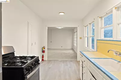 1718 Bancroft Way, Berkeley, CA 94703 - Photo 51