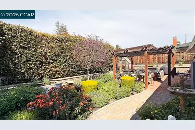 3586 Tupelo Dr, Walnut Creek, CA 94598 - Photo 25