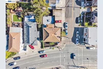 3300 Harrison St, Oakland, CA 94611 - Photo 5