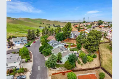 3991 Alta Vista Cir, Pittsburg, CA 94565 - Photo 35