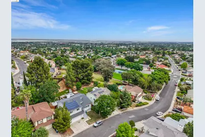 3991 Alta Vista Cir, Pittsburg, CA 94565 - Photo 33