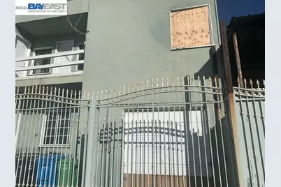 1278 Thomas Ave, San Francisco, CA 94124 - Photo 1