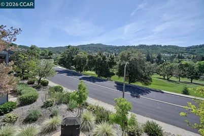 3612 Rossmoor Pkwy #1, Walnut Creek, CA 94595 - Photo 21
