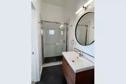 2401 San Pablo Ave, Oakland, CA 94607 - Photo 31