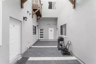 2401 San Pablo Ave, Oakland, CA 94607 - Photo 11