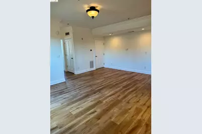 2415 San Pablo Ave, Oakland, CA 94612 - Photo 19