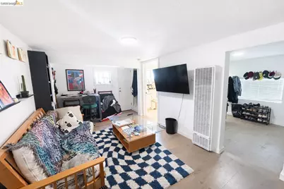 2045 Emerson St, Berkeley, CA 94703 - Photo 15