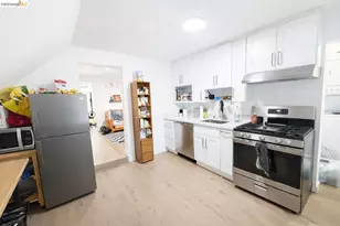 2045 Emerson St, Berkeley, CA 94703 - Photo 13