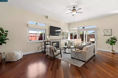 125 Deerglen Cir, Vacaville, CA 95687 - Photo 11