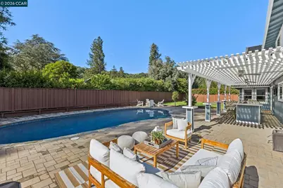 1418 De La Cruz Way, Moraga, CA 94556 - Photo 37