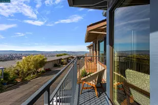 49 Starview Dr, Oakland, CA 94618 - Photo 5