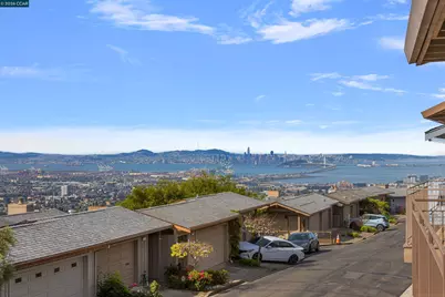 49 Starview Dr, Oakland, CA 94618 - Photo 3