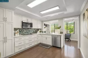 3386 Rossmoor Pkwy, Walnut Creek, CA 94595 - Photo 13