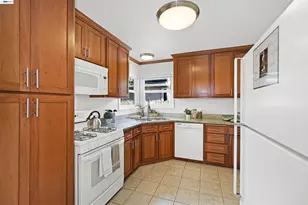 32287 Ithaca St, Hayward, CA 94544 - Photo 19