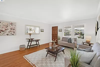32287 Ithaca St, Hayward, CA 94544 - Photo 15