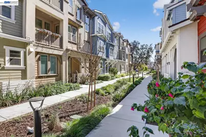 922 Noble Fir Ter #5, Sunnyvale, CA 94086 - Photo 3