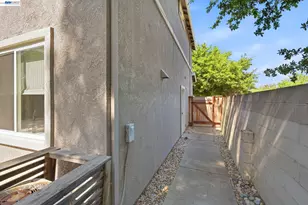 1184 Shadowcliff Ct, Brentwood, CA 94513 - Photo 37