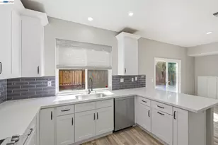 1184 Shadowcliff Ct, Brentwood, CA 94513 - Photo 9