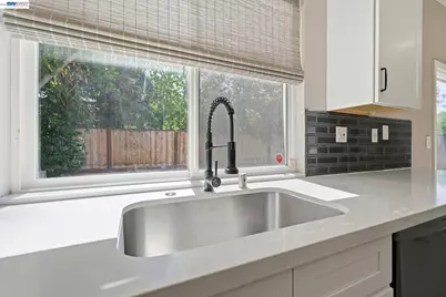 1184 Shadowcliff Ct, Brentwood, CA 94513 - Photo 11