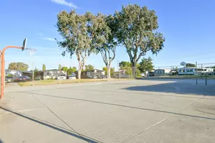 14 Del Rio, Pittsburg, CA 94565 - Photo 25